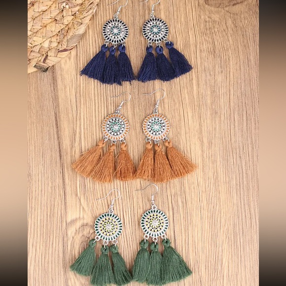 NEW| 3pairs Boho Flower Fringe Pendant Earrings - Picture 5 of 6